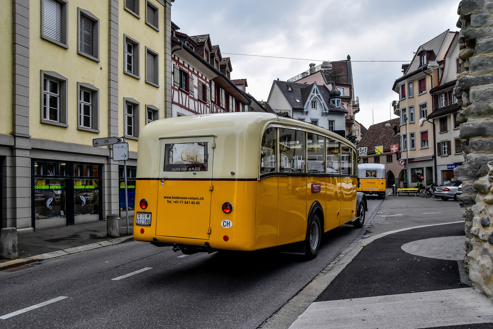 Zwei Saurer " BERNA " ... Foto & Bild | bus, schweiz, fahrzeuge Bilder auf  fotocommunity