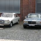 zwei schöne alte Daimler-Benz