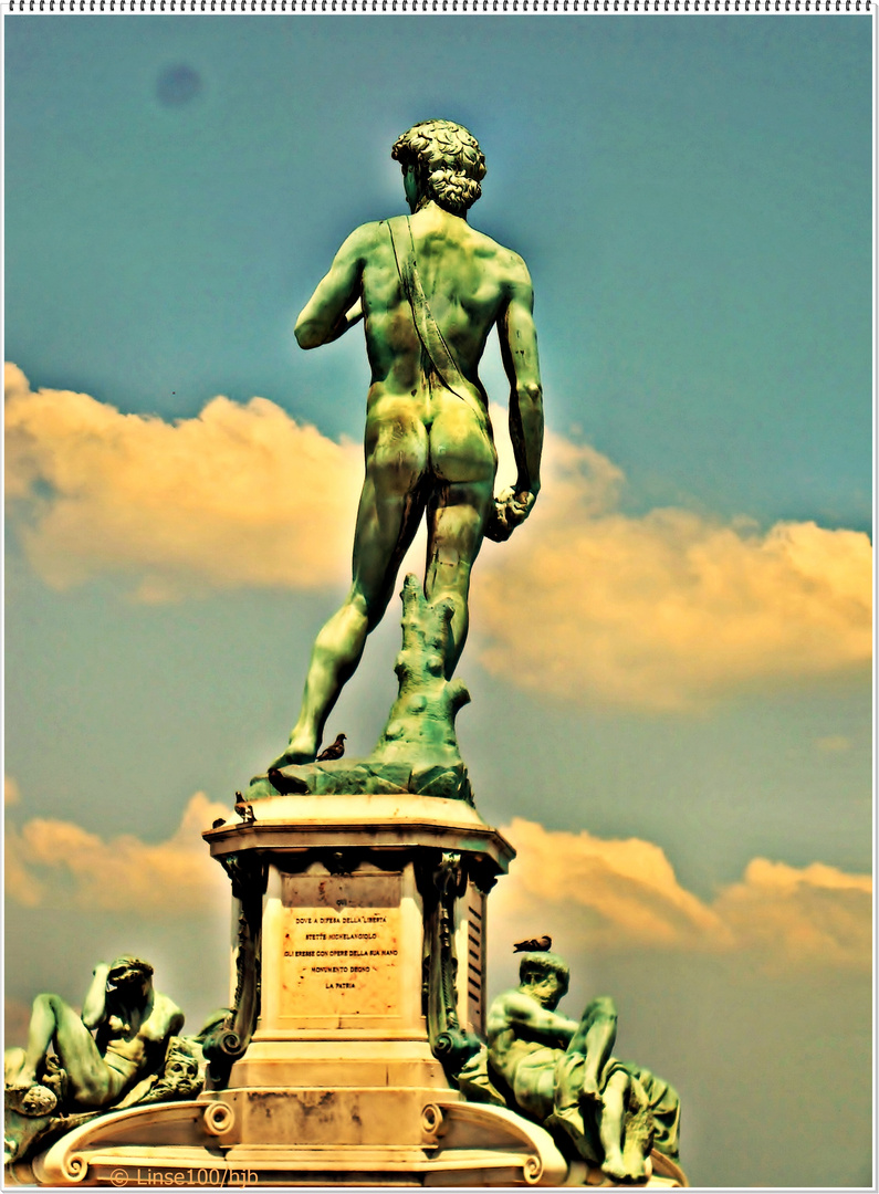 Zwei Seiten gibt es immer.Die Kopie des David auf dem Piazzale Michelangelo,Florenz