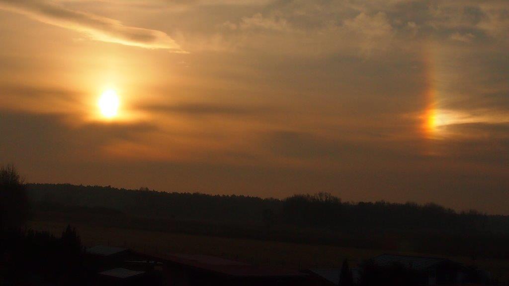 Zwei Sonnen Am Himmel 2021 Zwei Sonnen Am Himmel 2021