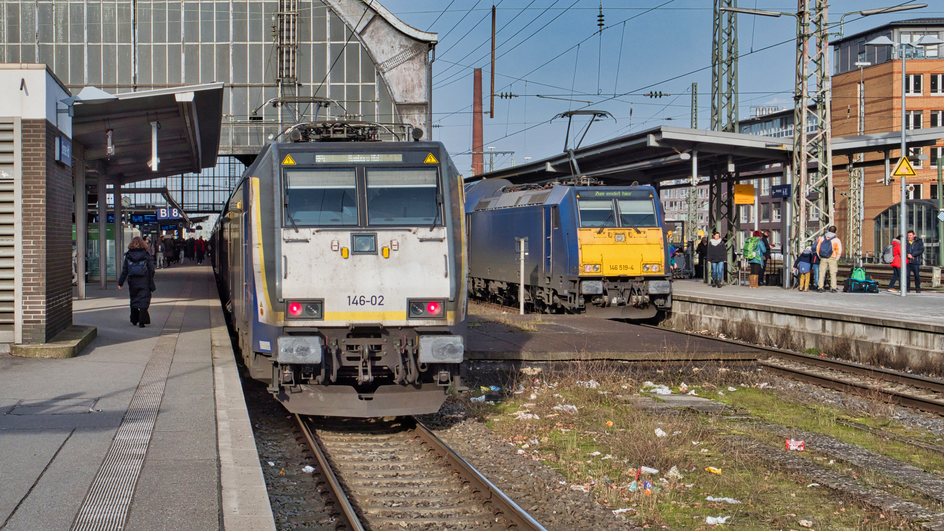 Zwei Züge nach Hamburg