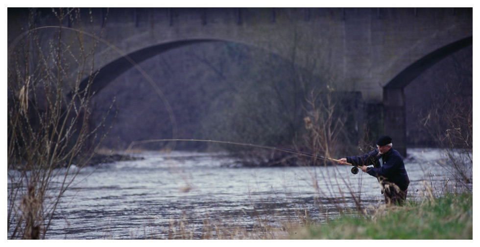 Zweihandfischen an der Sieg (NRW)