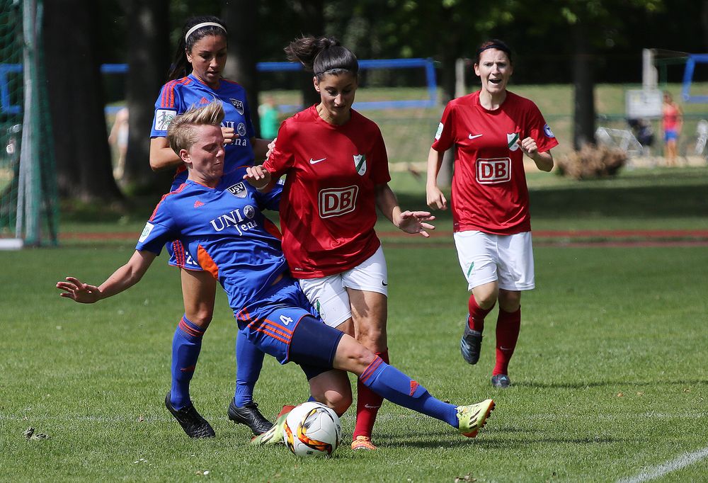 Fußball Zweikampf Fußball Zweikampf