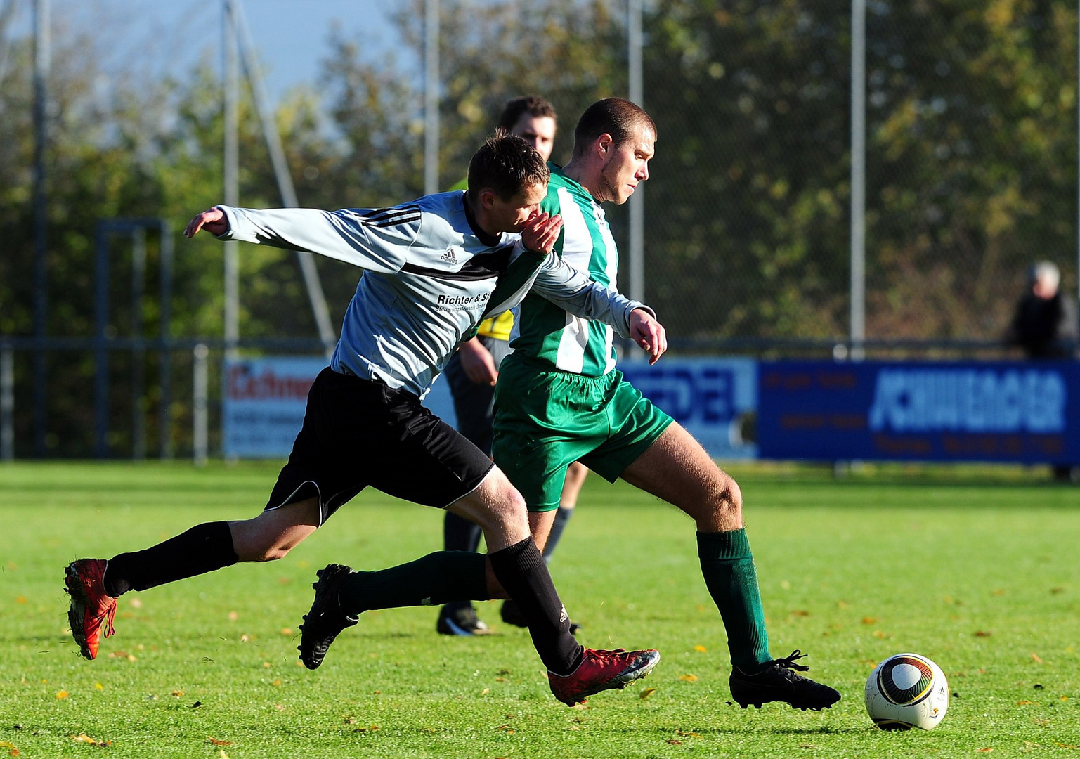 Zweikampf Fußball