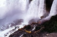 zweimal 7 Zwerge auf dem Weg zur Dusche