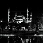 Zweisamkeit im Schatten der Blauen Moschee