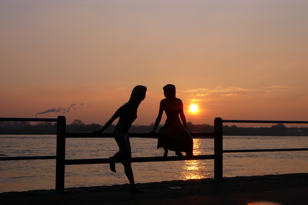 "Zwiegespräch" im Sonnenuntergang