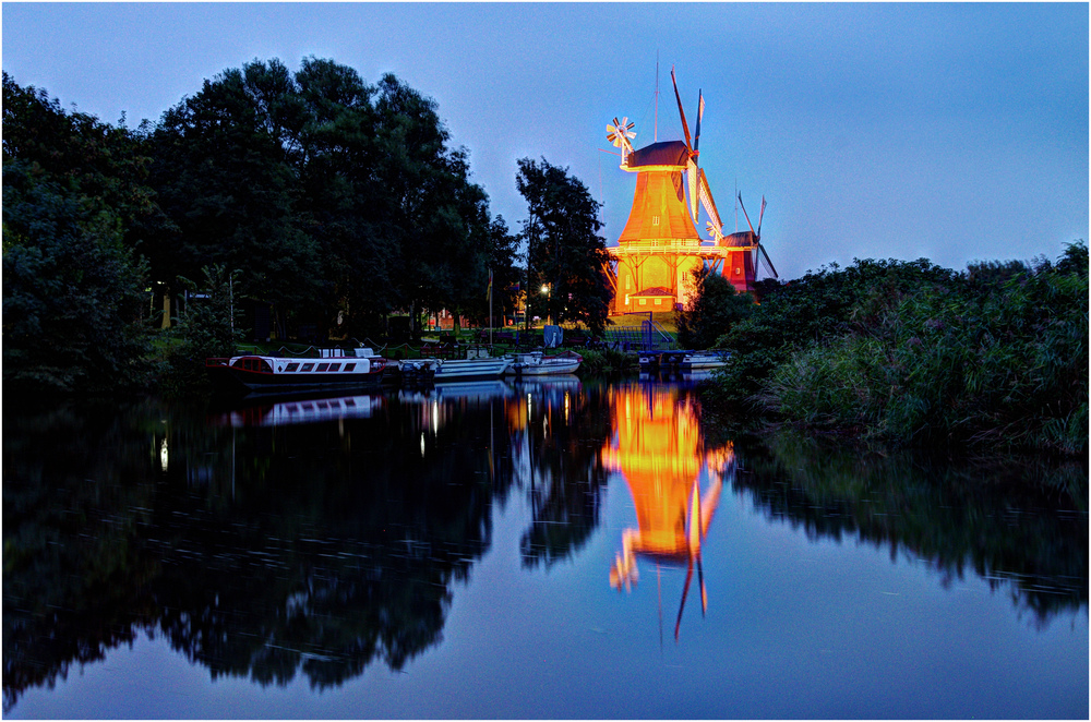 Zwillingsmühlen, abends