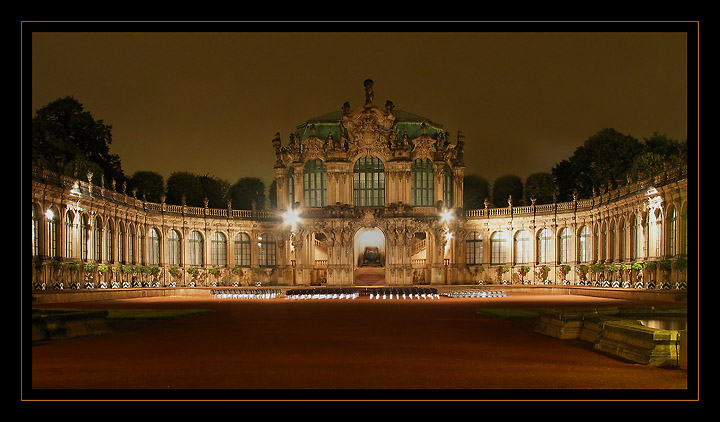 "Zwinger"