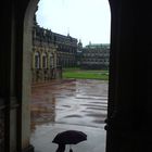 Zwinger bei Regen