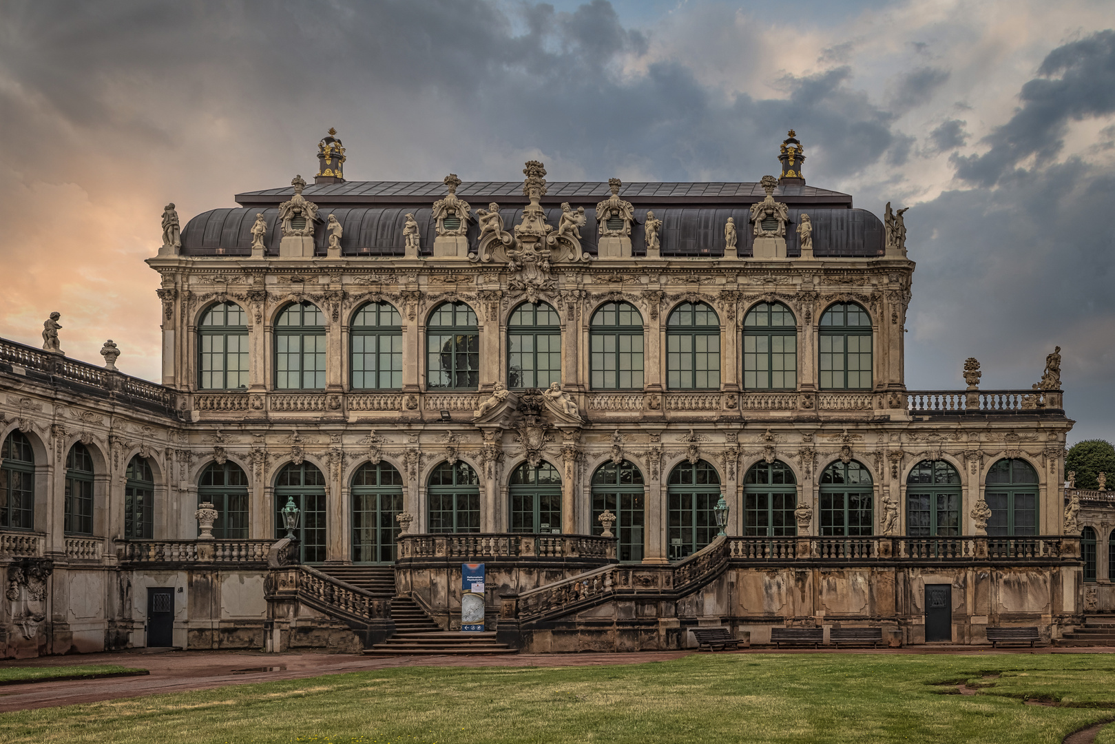 Zwinger (Dresden)