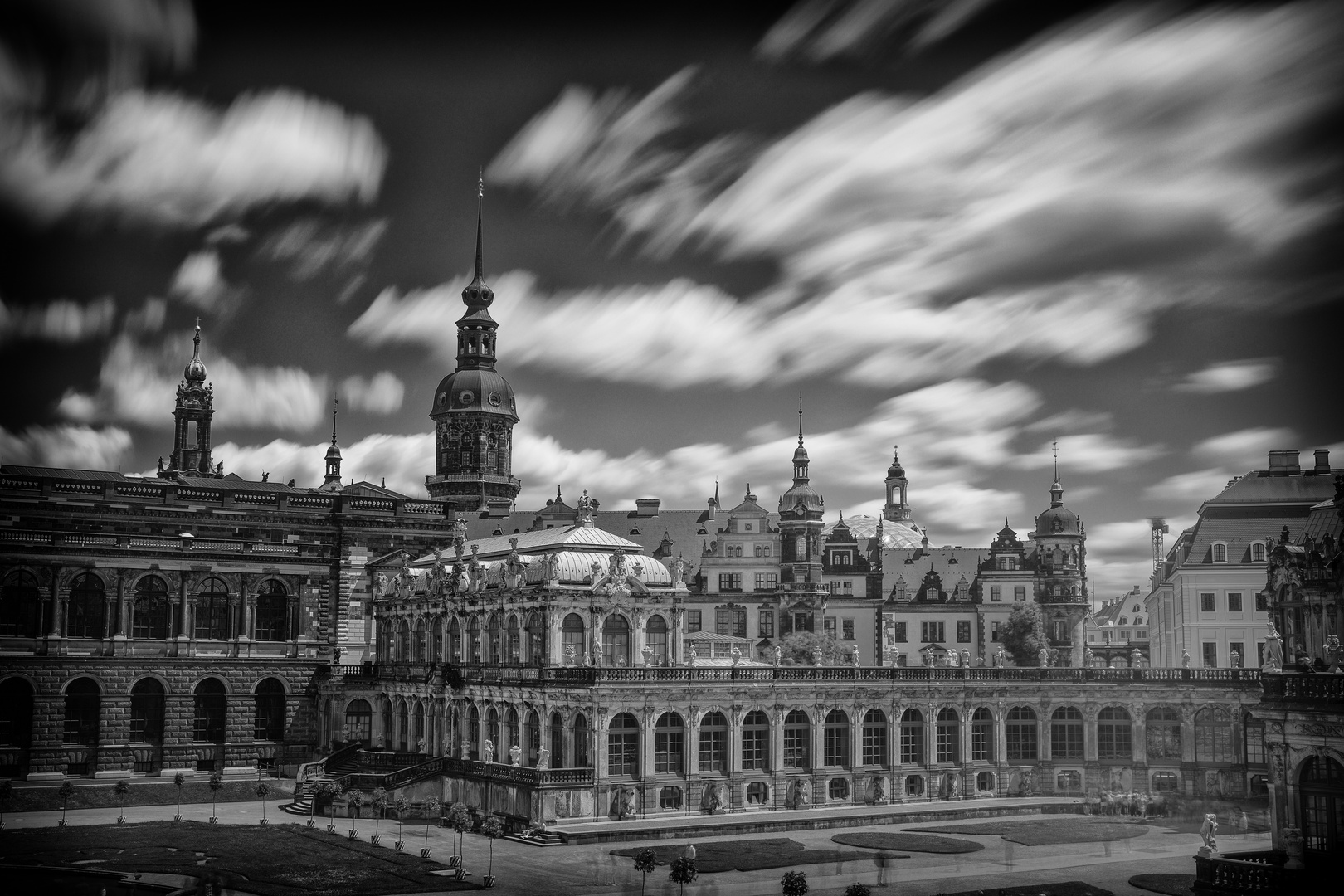 Zwinger Dresden-sw