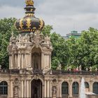 Zwinger: Kronentor