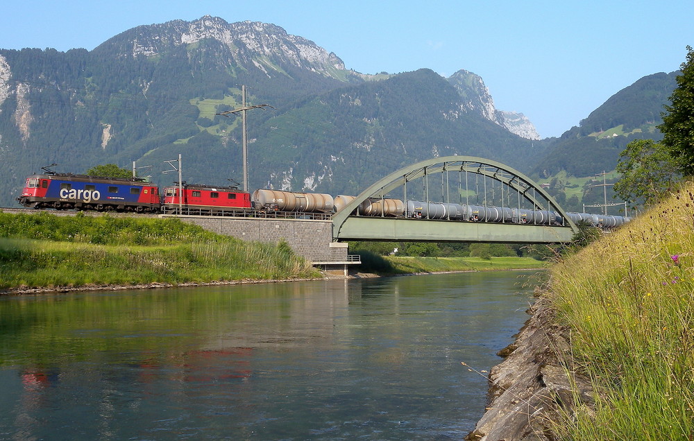 Zwischen 7 & 8 bei der Linthbrücke..02