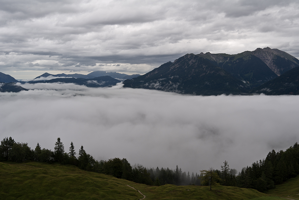 Zwischen den Wolken