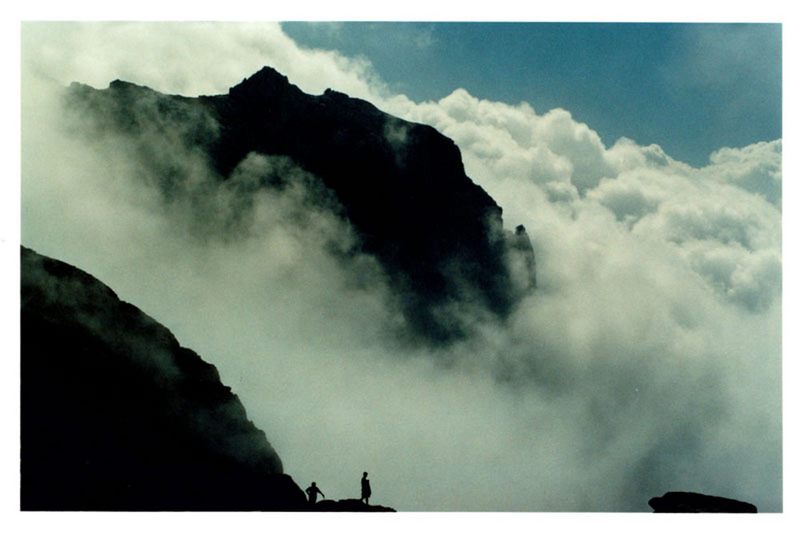 zwischen den Wolken