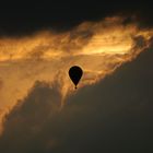 Zwischen den Wolken