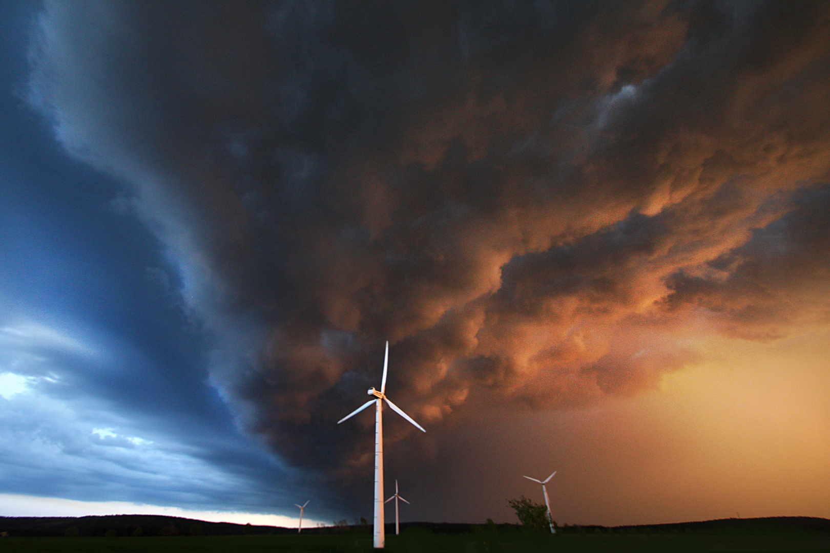zwischen Himmel und Hölle Foto &amp; Bild | himmel, wolken, himmel ...