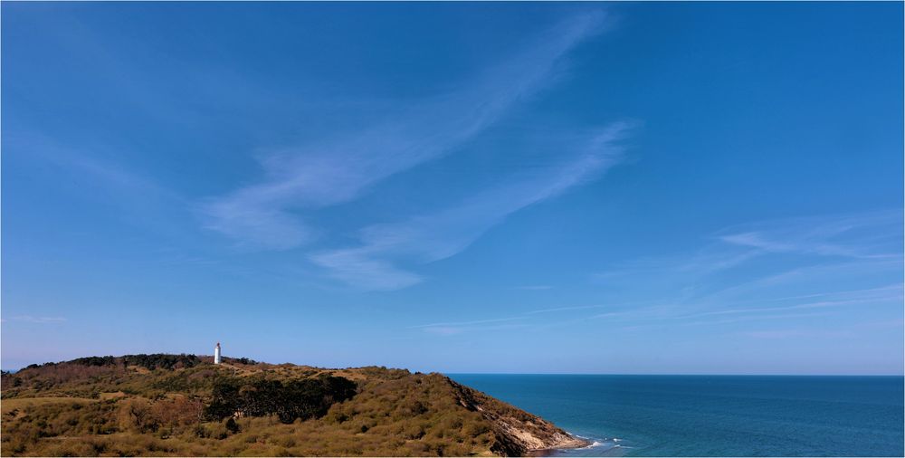 ZWISCHEN HIMMEL UND MEER