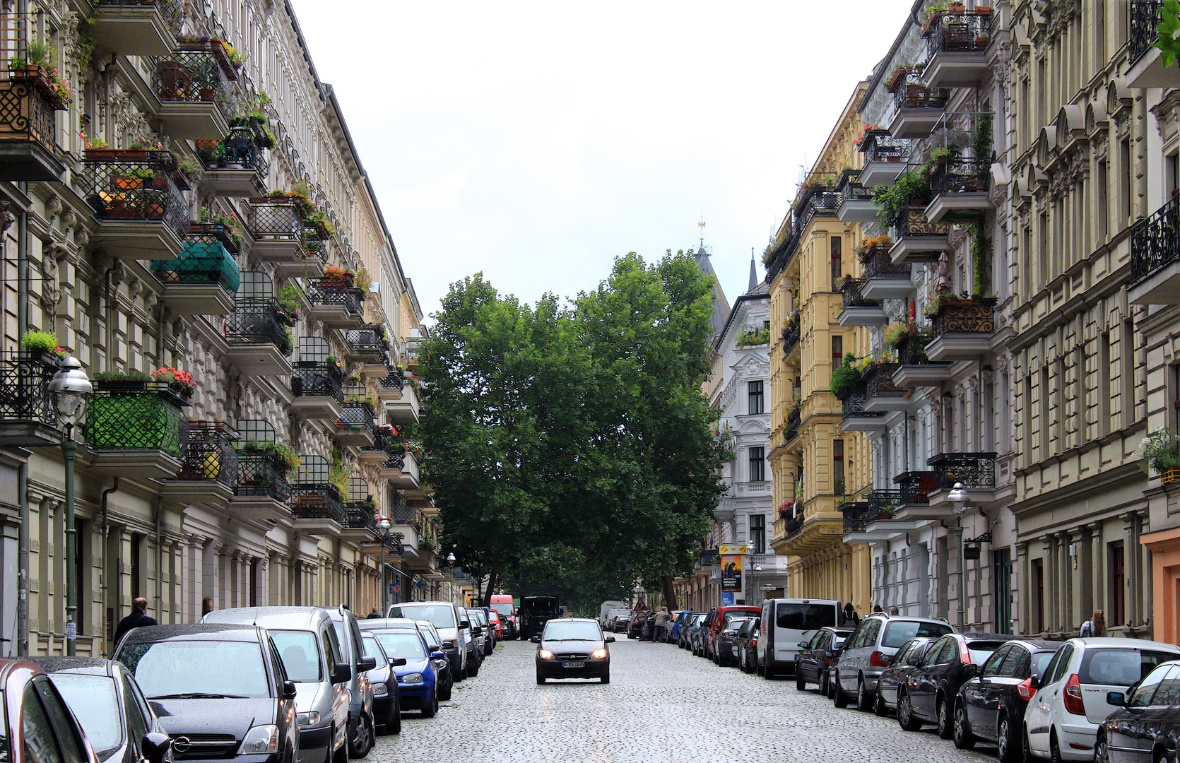 Zwischen Mehringdamm und Marheinekeplatz