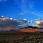 Zwischen Nevada und Utah - Die letzten Sonnenstrahlen am Horizont