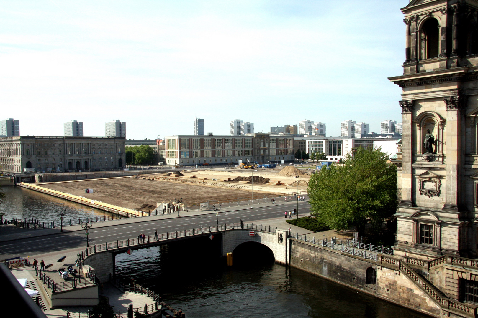 Zwischen Palast und Schloss