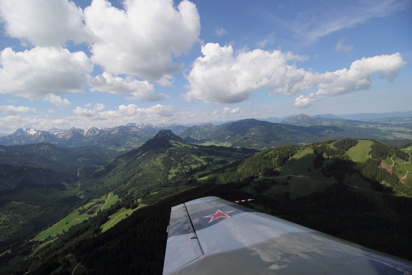 zwischen Tirol- un dem Allgäu ...YAK Flug 3 6 17