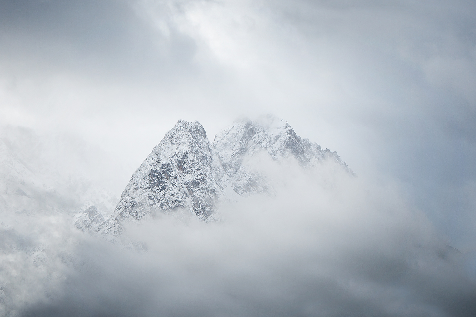 Zwischen Wolken