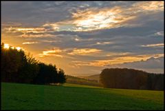 Zwischen zwei Wolkenbergen