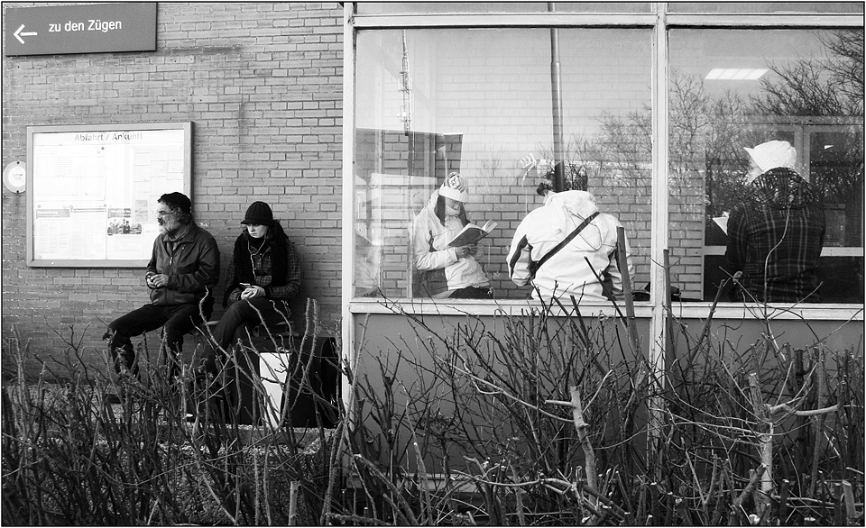 zwischenstop - 2 stunden warten auf den zug....