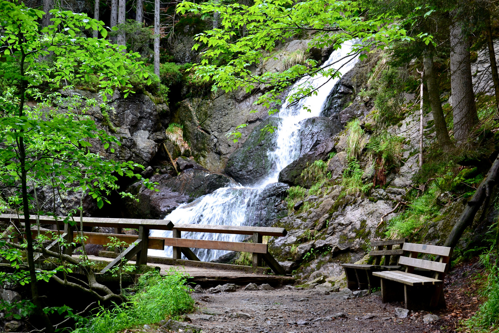 Zwischenstopp an den Rißlochfällen…